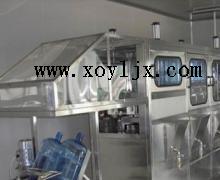桶裝純凈水灌裝機(jī)具有強(qiáng)大市場(chǎng)